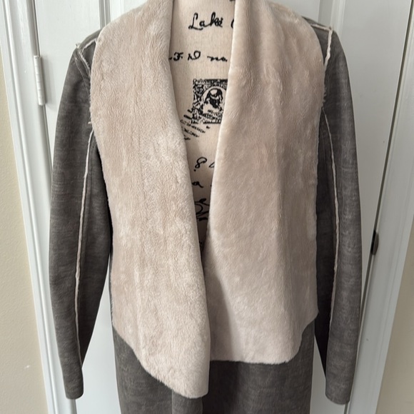 Anthropologie x Amadi Camila Sherpa Gray Coat NWT - Picture 5 of 14